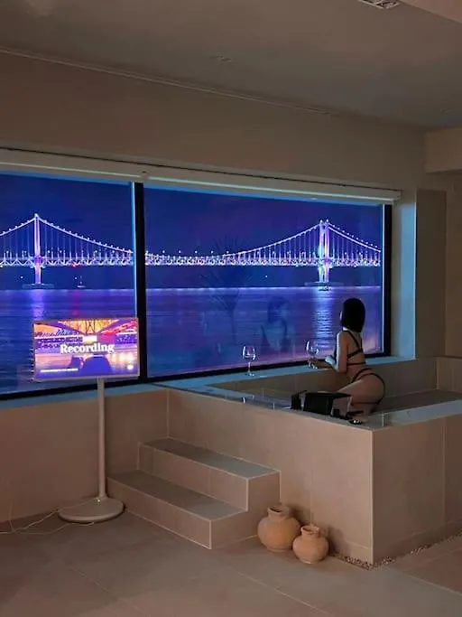 Paradise On Earth Busan 0*,  South Korea