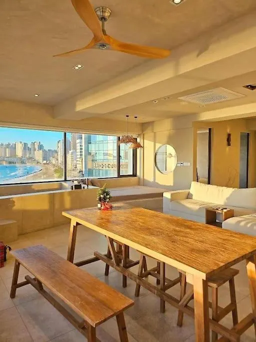 Holiday home Paradise On Earth Busan